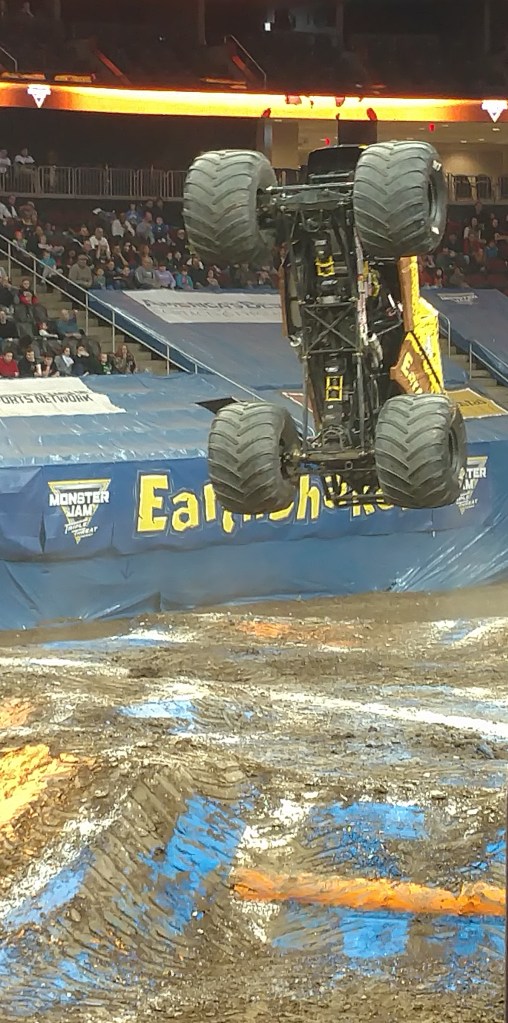 Monster Jam 2017 EarthShaker